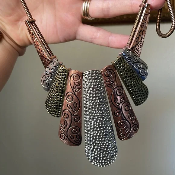 Hammered copper and silver boho statement necklace - Picture 2 of 4